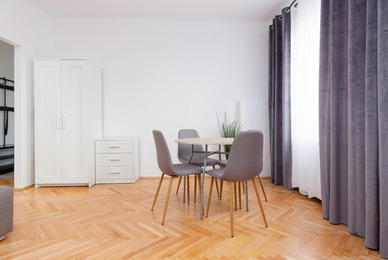 Kamienica Stanislawa Augusta Warszawa By Noclegi Renters Dış mekan fotoğraf