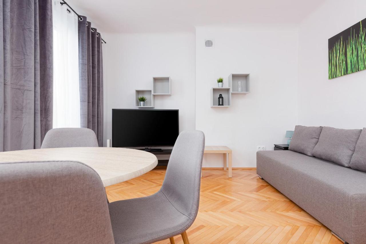 Kamienica Stanislawa Augusta Warszawa By Noclegi Renters Dış mekan fotoğraf